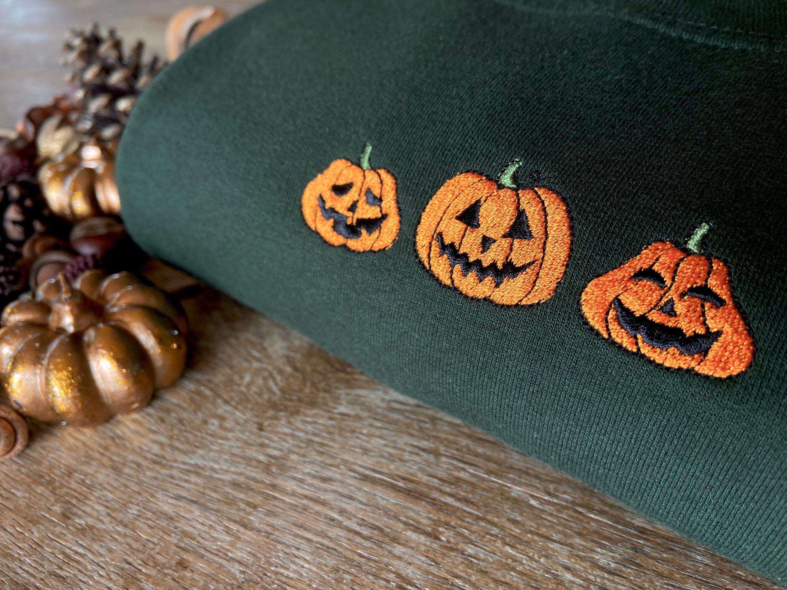 Pumpkin Face Embroidered Sweatshirt Fall Sweater Crewneck Pumpkin Face Embroidered Sweatshirt Fall Sweater Crewneck