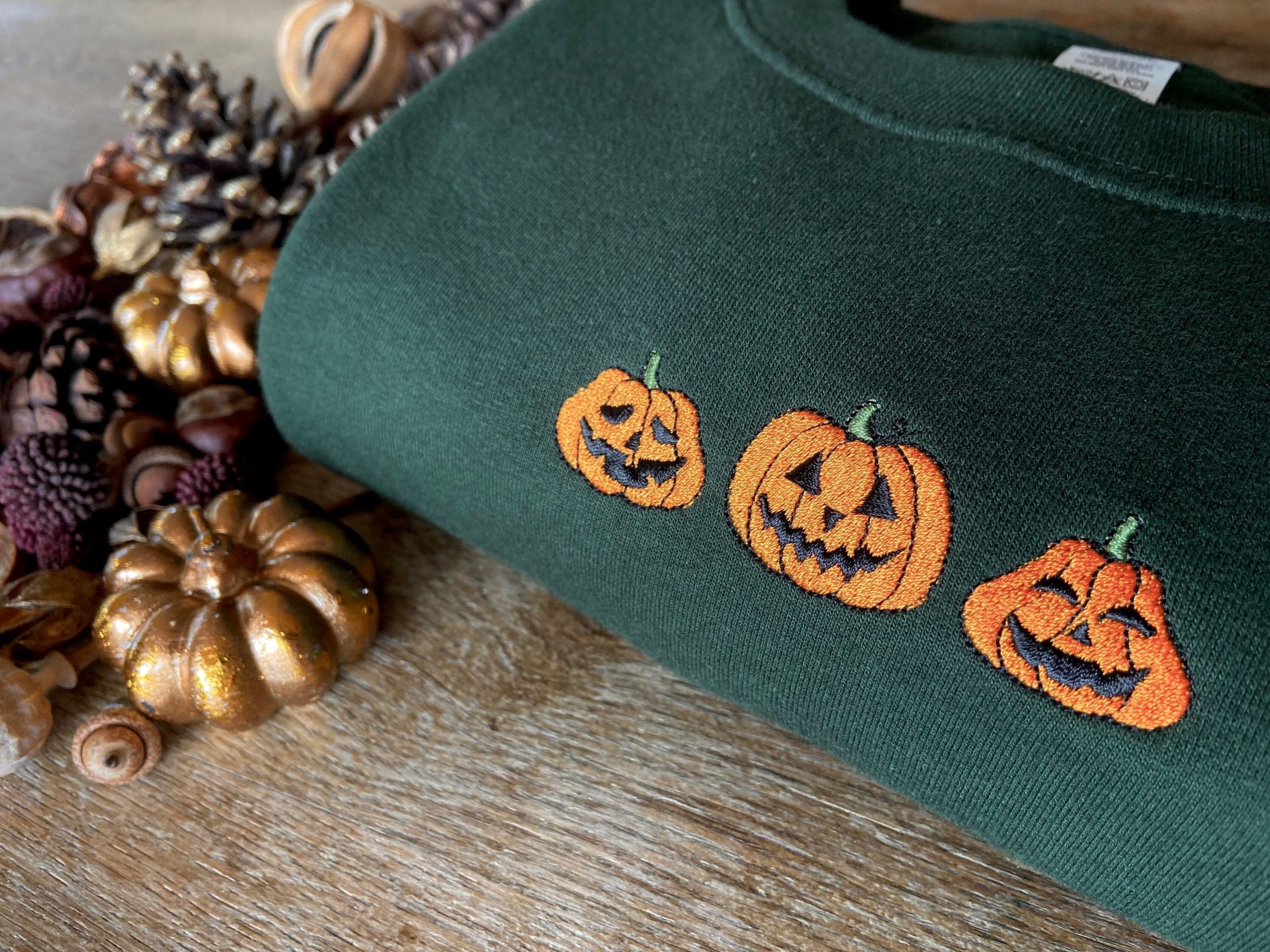 Pumpkin Face Embroidered Sweatshirt Fall Sweater Crewneck Pumpkin Face Embroidered Sweatshirt Fall Sweater Crewneck