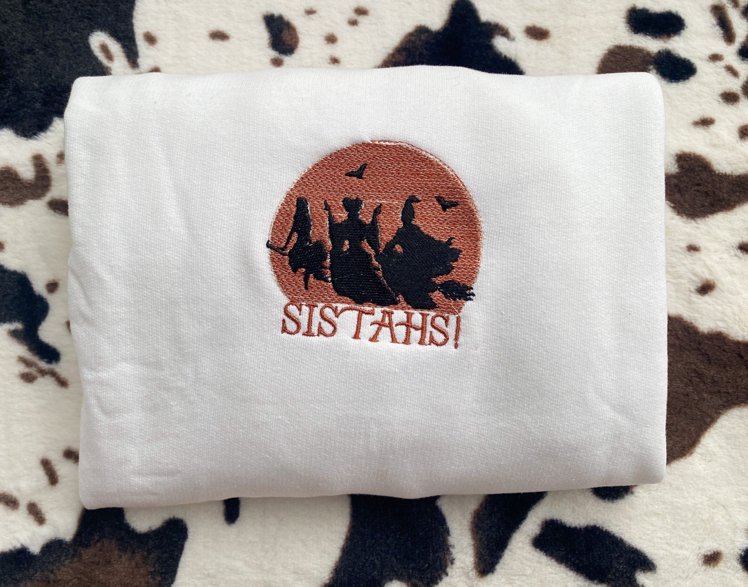 Embroidered Hocus Pocus Sistahs Sweatshirt Crewneck Embroidered Hocus Pocus Sistahs Sweatshirt Crewneck