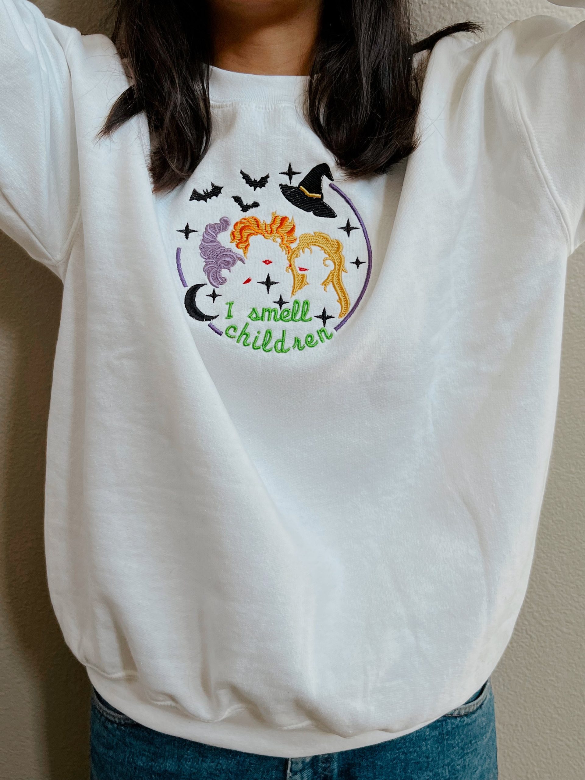 I Smell Children Hocus Pocus Halloween Sweatshirt Crewneck I Smell Children Hocus Pocus Halloween Sweatshirt Crewneck