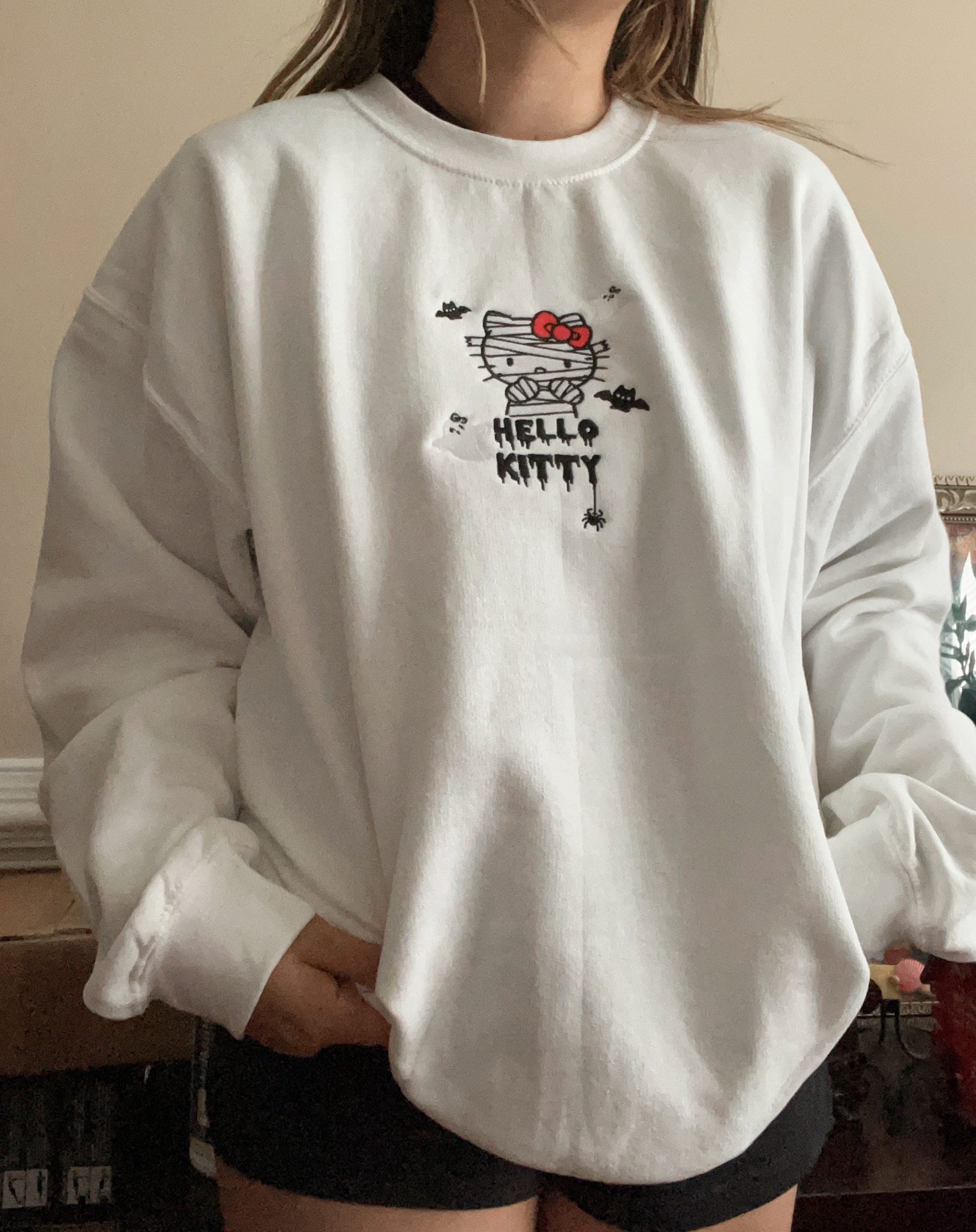 Kitty Spooky Embroidery Crewneck-Halloween Sweatshirt Kitty Spooky Embroidery Crewneck-Halloween Sweatshirt