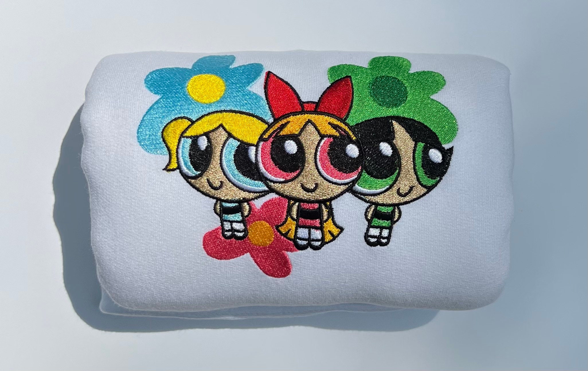 Powerpuff Girls X Y2K Flowers Cute Embroidered Crewneck Sweatshirt Powerpuff Girls X Y2K Flowers Cute Embroidered Crewneck Sweatshirt