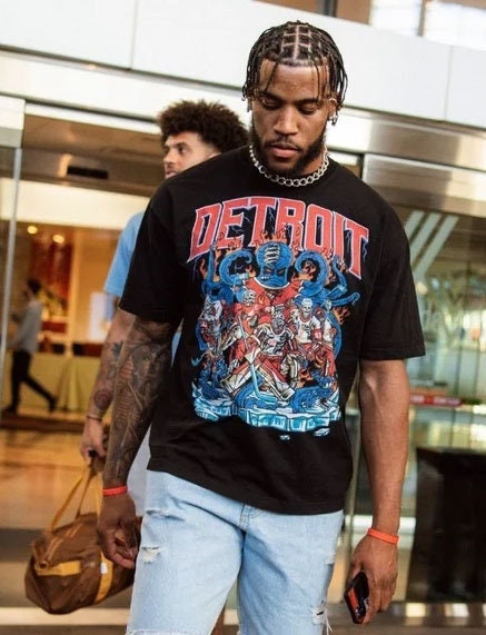 Saddiq Bey T-Shirt Detroit Vintage Sana Basketball Shirt Saddiq Bey T-Shirt Detroit Vintage Sana Basketball Shirt