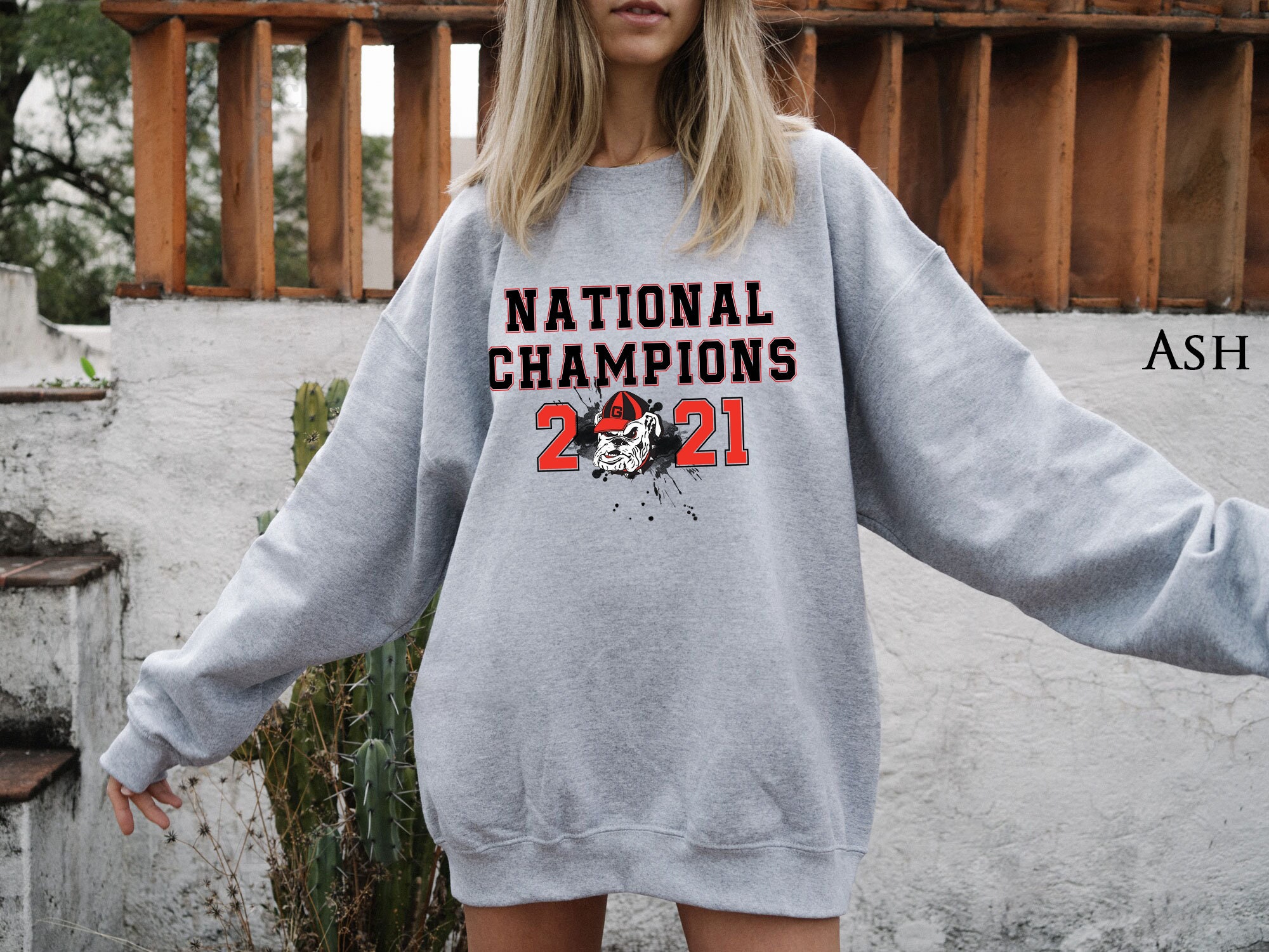 Georgia Bulldogs National Crewneck Swearshirt Georgia Bulldogs National Crewneck Swearshirt