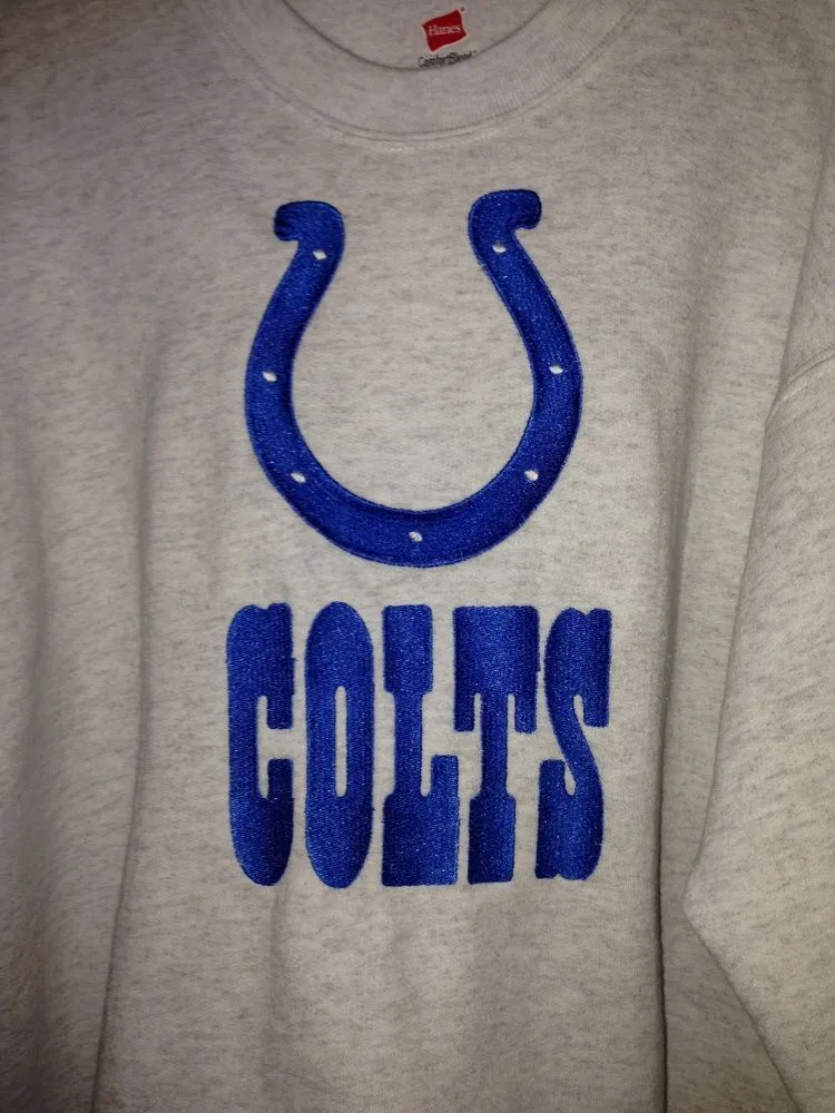 Indianapolis Colts Embroidery Vintage NFL Football Sweatshirt Indianapolis Colts Embroidery Vintage NFL Football Sweatshirt