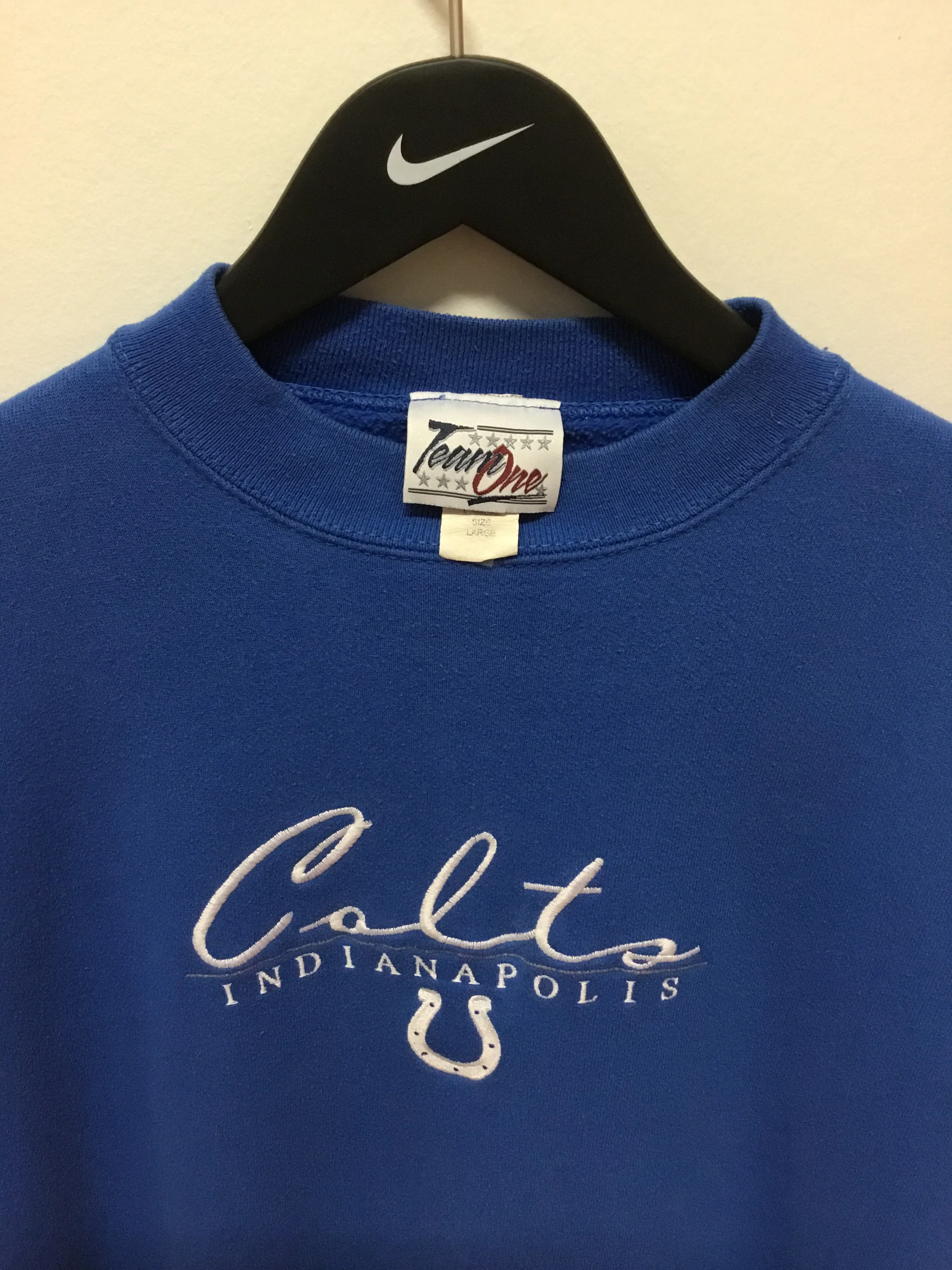 Vintage Indianapolis Colts NFL Football Embroidered Crewneck Sweatshirt Vintage Indianapolis Colts NFL Football Embroidered Crewneck Sweatshirt
