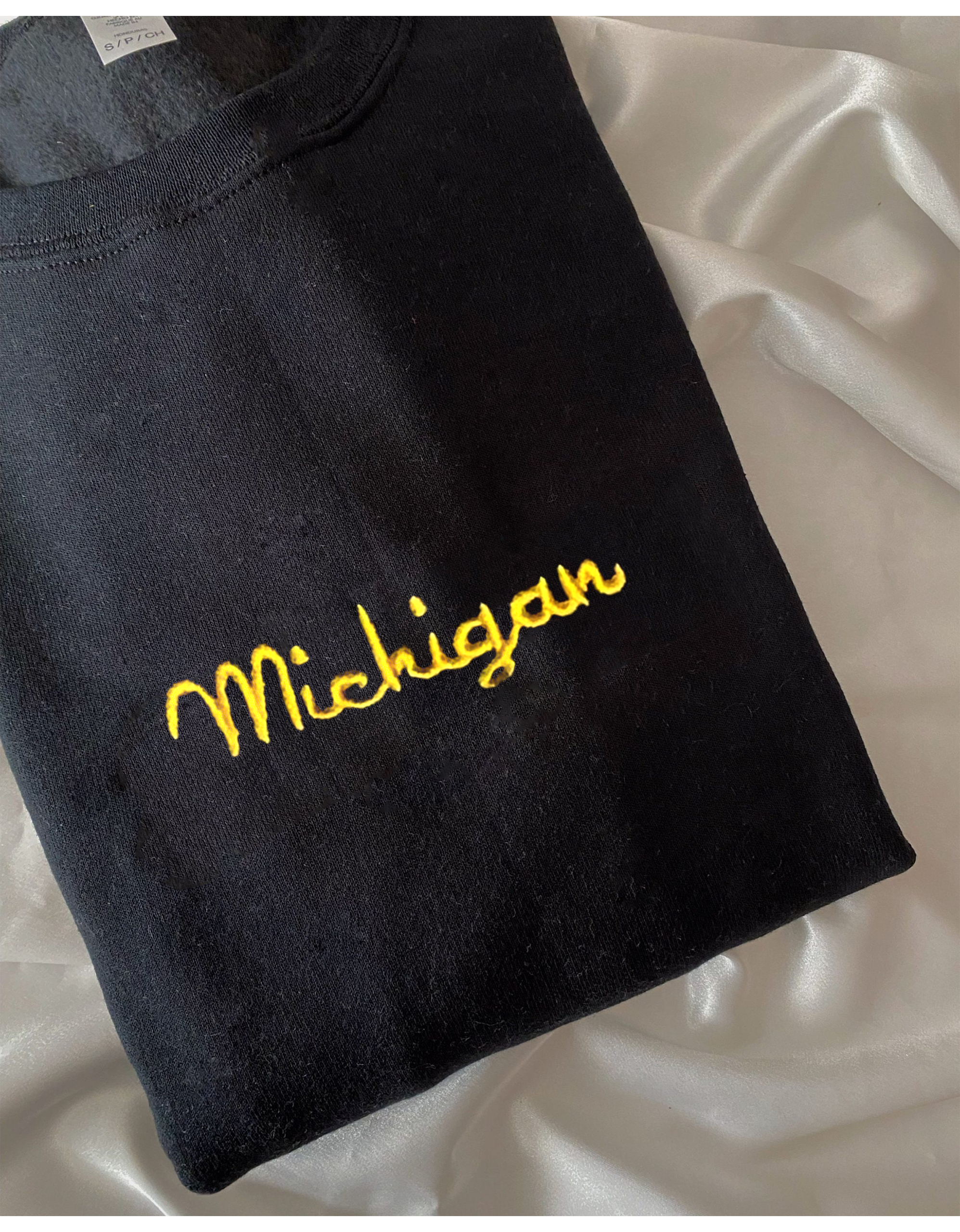 Vintage 90s Michigan Crewneck Sweatshirt Vintage 90s Michigan Crewneck Sweatshirt