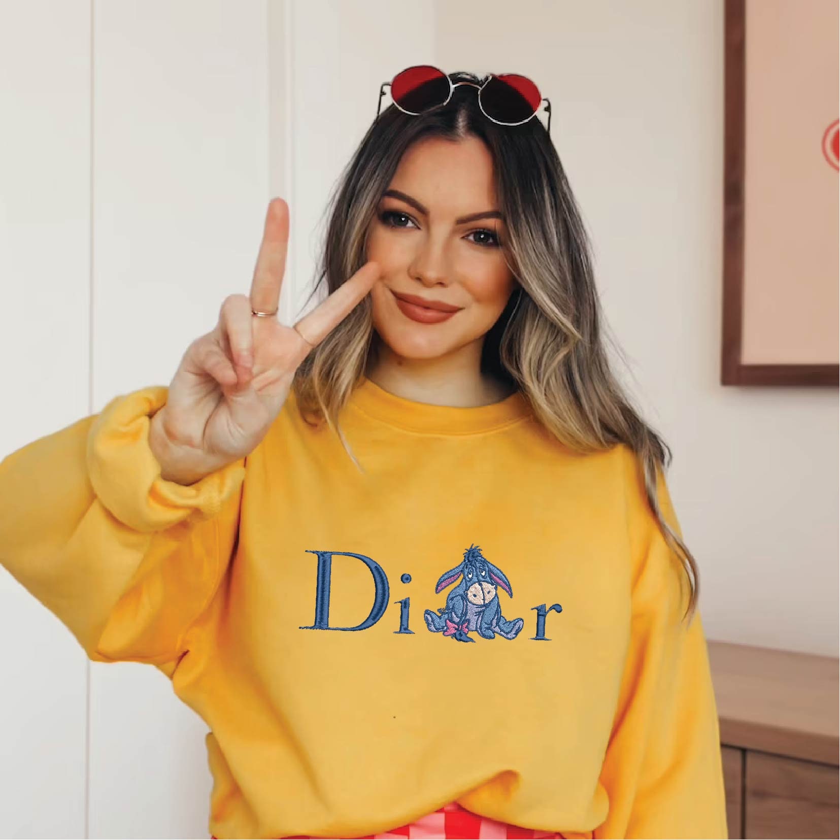 Dior Eeyore Christmas Winnie Pooh Embroidered Crewneck Sweatshirts Dior Eeyore Christmas Winnie Pooh Embroidered Crewneck Sweatshirts