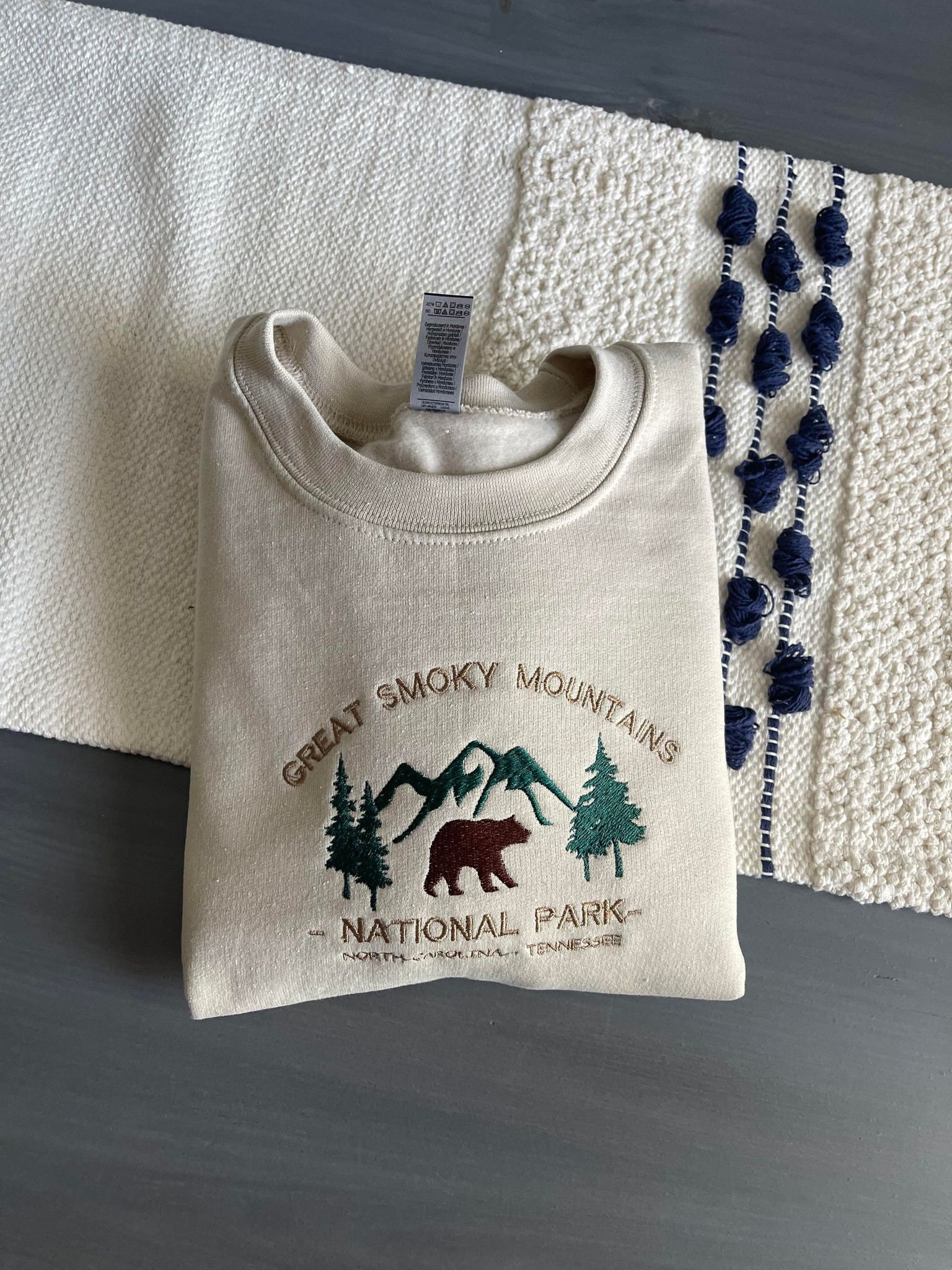 Great Smoky Mountain Embroidered Crewneck Sweatshirt Great Smoky Mountain Embroidered Crewneck Sweatshirt