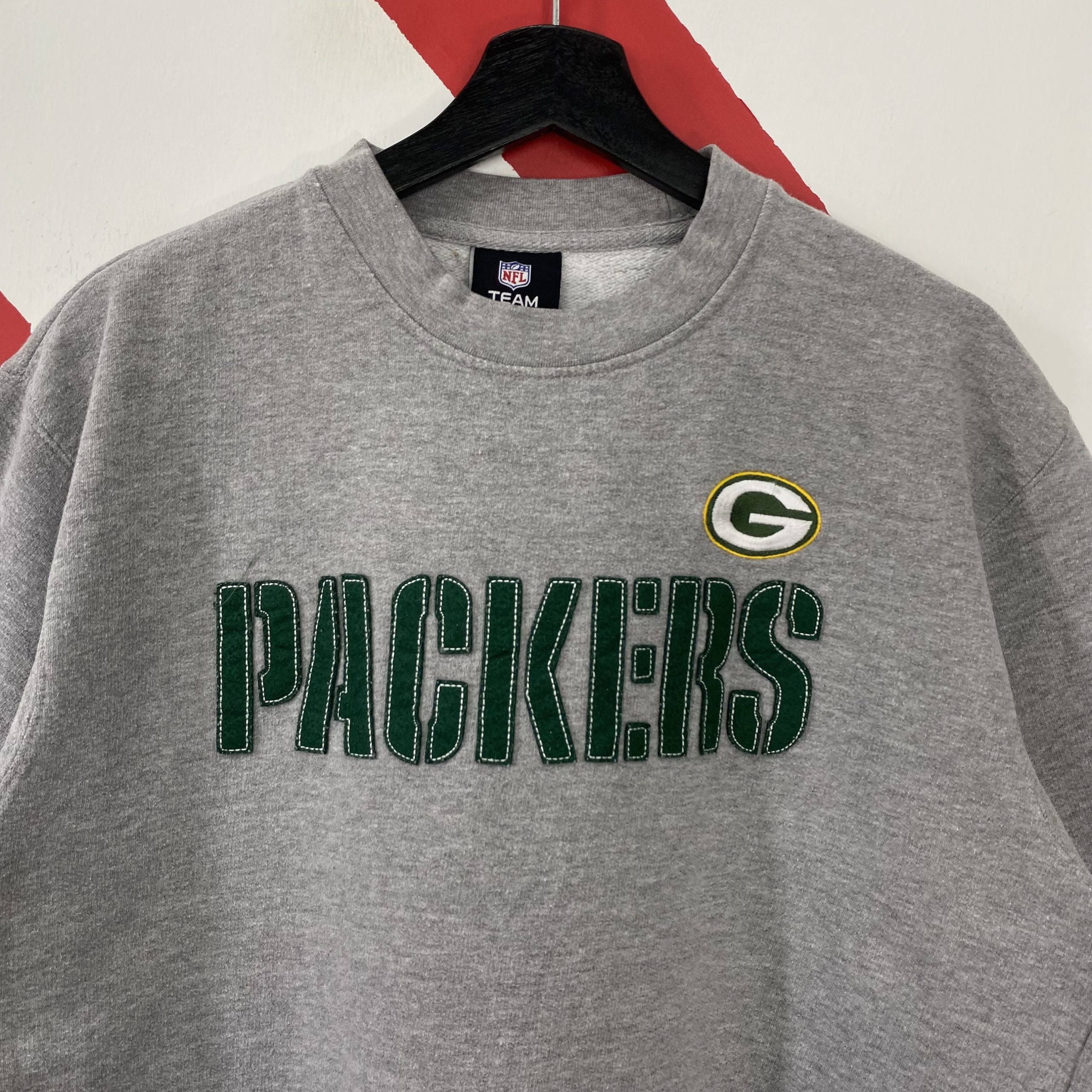Vintage Green Bay Packers Sweatshirt Crewneck Sweater Sportswear NFL Embroidery Patch Logo Grey Medium Vintage Green Bay Packers Sweatshirt Crewneck Sweater Sportswear NFL Embroidery Patch Logo Grey Medium