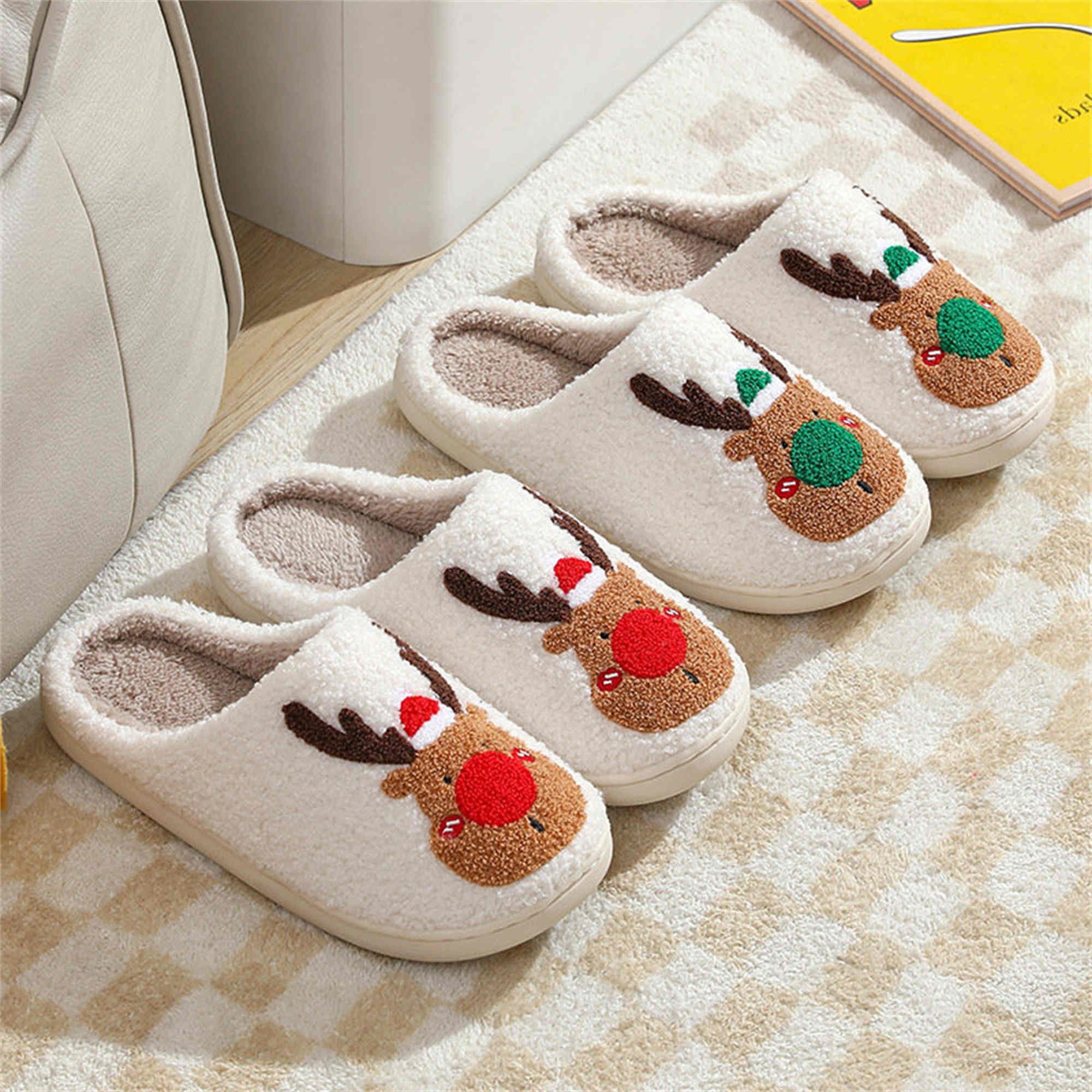 Christmas Slippers Reindeer Christmas Slippers Reindeer