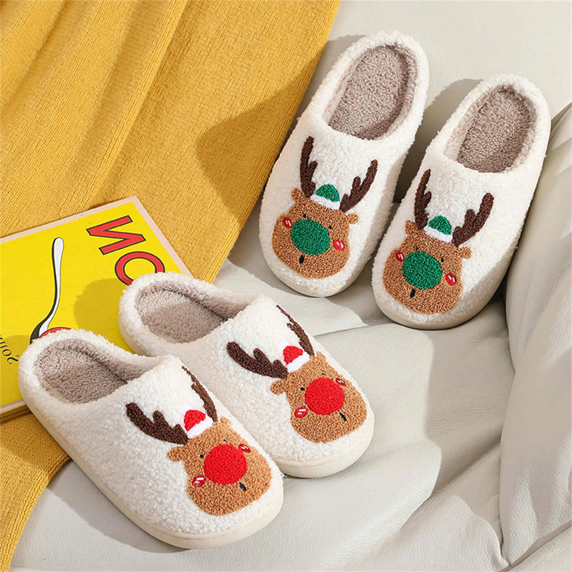 Christmas Slippers Reindeer Christmas Slippers Reindeer